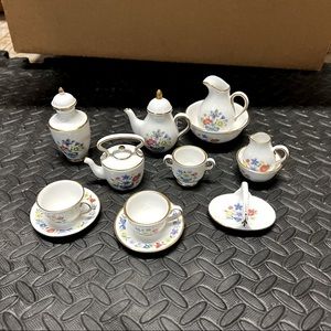 Spode miniature bone china tea set of 10